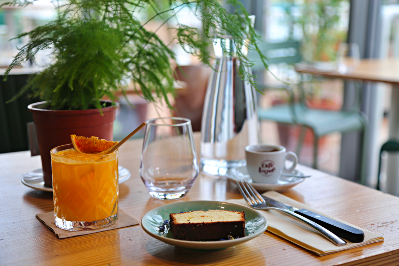 COFFEE BAR - BOTANI café